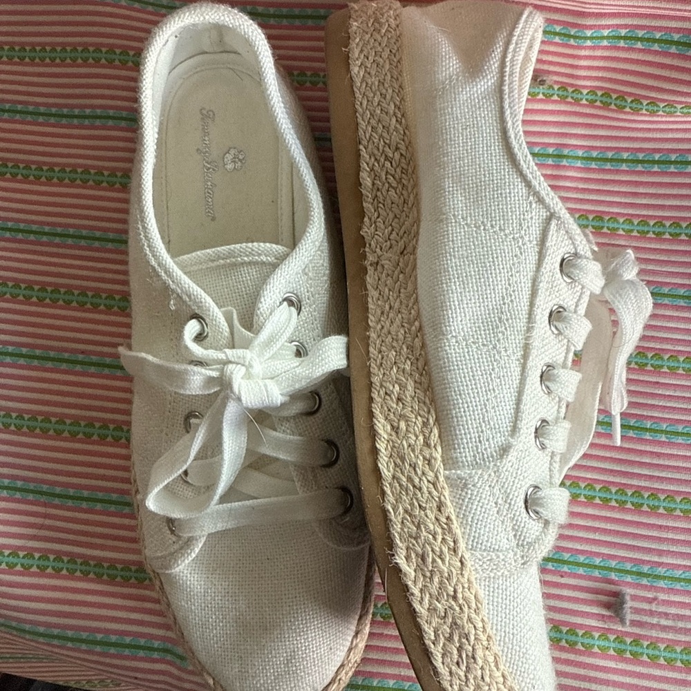 Tommy Bahama Cream Espadrille Sneakers 8.5